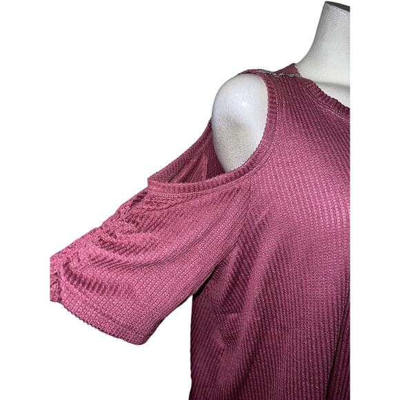 New Como Blu Top Plus Sz 3X Pink Cold Shoulder Short Sleeve Embellished Blouse - Picture 3 of 10